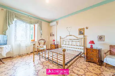 Palazzo in vendita, Via Venafiorita 13, Olbia, Olbia