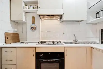 Casa in vendita, Via del Pratello, Bologna