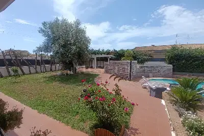 Villa Bifamiliare in vendita, Via dei Mille, Anzio