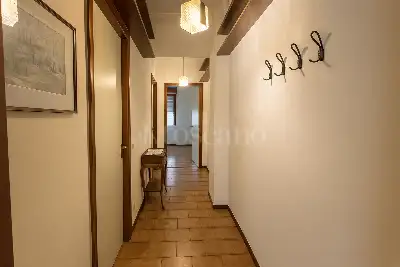 Casa in vendita, Piazza Alessandro Manzoni, Carnate