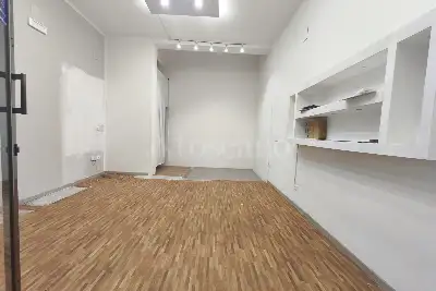 Negozio in affitto, Via Malaspina, Palermo