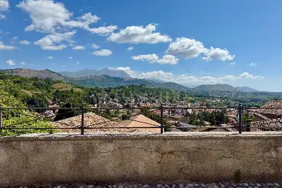 Casa Indipendente in affitto, Largo Tricambi, Tagliacozzo