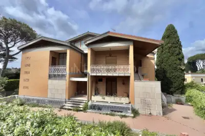 Villa in vendita, Via Gustavo Giovannoni, Roma