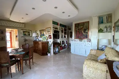 Casa in vendita, Via Nosate, Roma