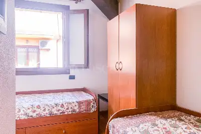 Villino a Schiera in vendita, Via Parigi, Olbia