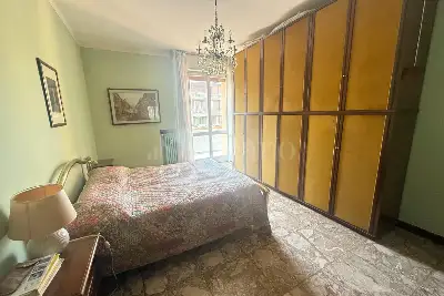 Casa in vendita, Piazzale Risorgimento Italiano, Modena