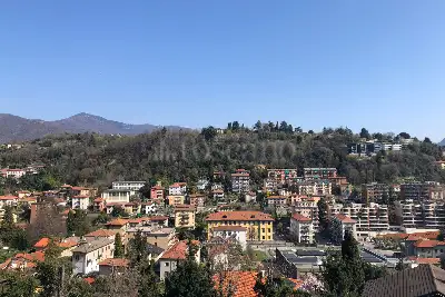 Casa in affitto, Via Cardano, Como