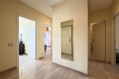 Casa in vendita, Via Santa Sofia, Milano