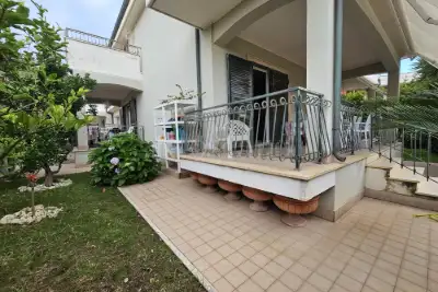 Casa Indipendente in vendita, Via Lombardia, Anzio
