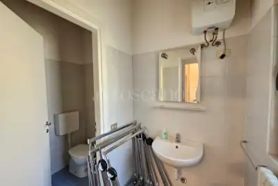 Negozio in vendita, Via Alberto da Giussano, Cantù