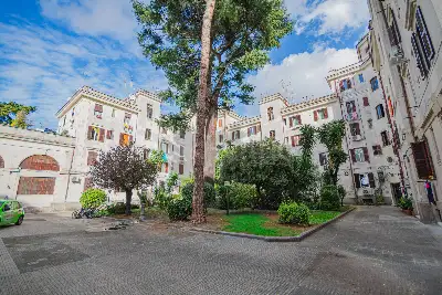 Casa in vendita, Via Alessandro Volta, Roma