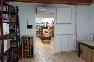 Attività Commerciale in vendita, Viale della Repubblica, Lavena Ponte Tresa