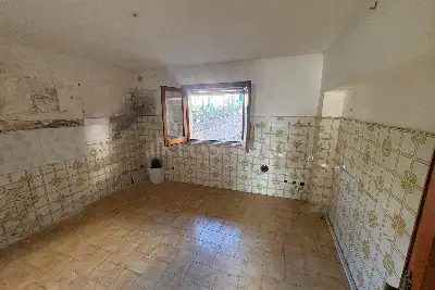 Palazzo in vendita, Via Macaluso, Catania