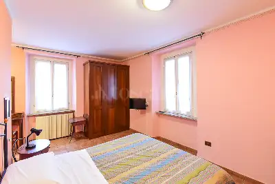 Palazzo in vendita, Via Como, Erba