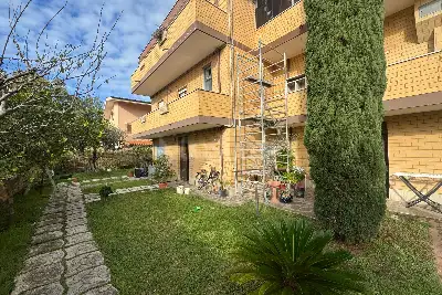 Palazzo in vendita, Via Gazzana Priaroggia, Fiumicino