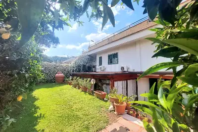 Villa in vendita, Via Pietrarsa, Pozzuoli