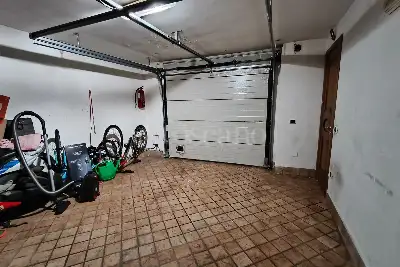 Villa Plurifamiliare in vendita, Via delle Vigne di Morena, Roma