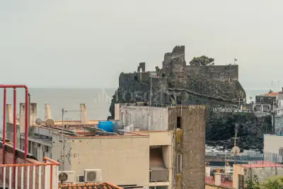 Casa in vendita, Via Re Martino, Aci Castello