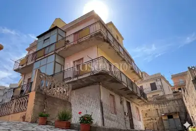 Palazzo in vendita, Via Schiavone Mati, Reggio di Calabria