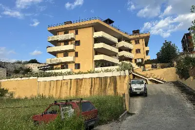 Casa in vendita, Via San Leucio, Caserta