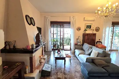 Casa in vendita, Via Portuense, Roma