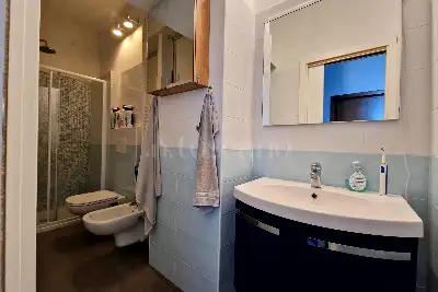 Casa in vendita, Via Bellinzona, Como