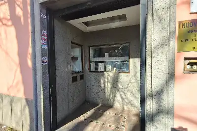 Negozio in vendita, Via della Stazione di Ciampino, Roma