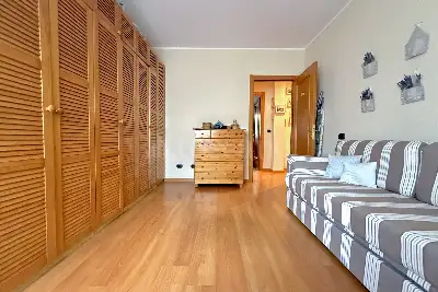 Casa in vendita, Via Sant' Abbondio, Milano