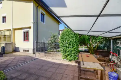 Villa Bifamiliare in vendita, Via Timavo, Como