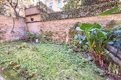 Casa in vendita, Via Britannia, Roma