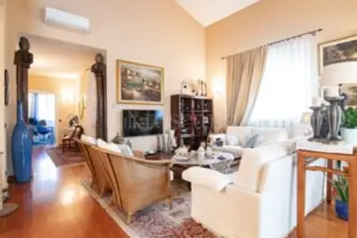 Casa in vendita, Via Dabusti, Casteggio