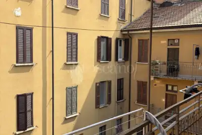 Casa in vendita, Via Correggio, Milano