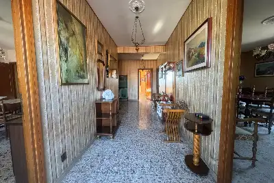 Casa in vendita, Via Gloria, Latina