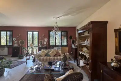 Casa in vendita, Via Teresa Bandettini, Lucca