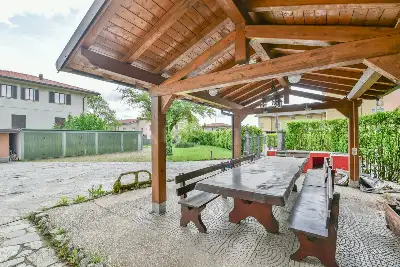 Casa Indipendente in vendita, Via Monte Rosa, Brenna