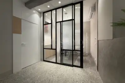 Negozio in vendita, Via Friuli, Milano