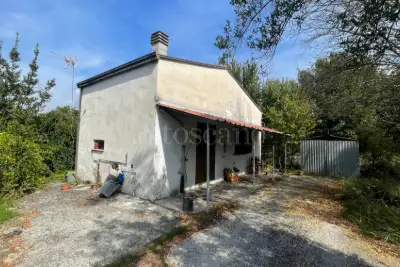 Casa Indipendente in vendita, Via Puncicardi, Cassino