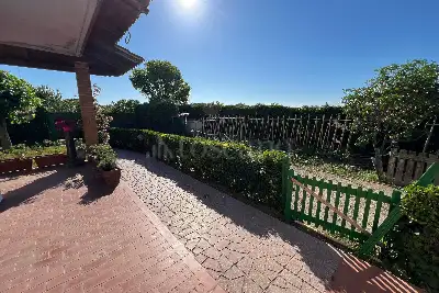 Villa Bifamiliare in vendita, Via Plutone, Fiumicino