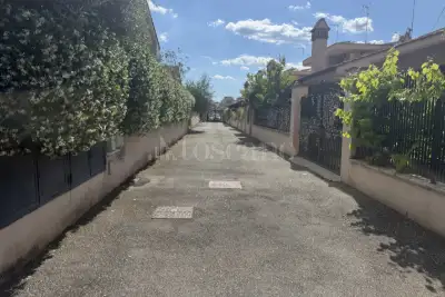 Villino a Schiera in vendita, Via Romana Vecchia, Ciampino
