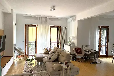 Casa in vendita, Via Sarsina, Roma