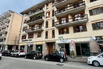 Ufficio in vendita, Avellino - Piazza Alfredo De Marsico, Avellino