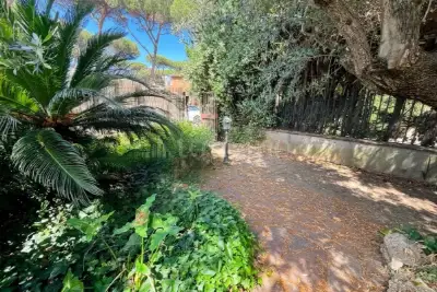 Detached house for sale, Via Fratelli Cervi, Roma