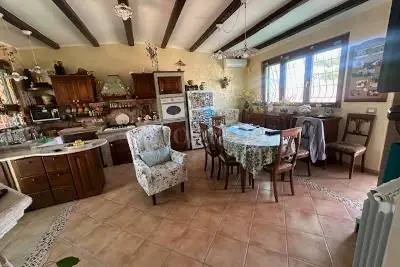 Villa in vendita, Via Afrodite, Pomezia