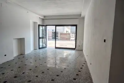 Negozio in vendita, Corso Umberto I, Montesilvano