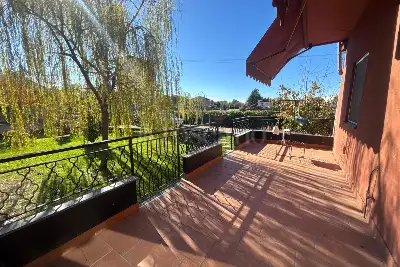 Casa Indipendente in vendita, Via A. Manzoni, Cairate