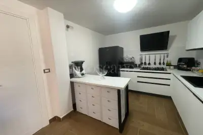 Villa in vendita, Viale della Regione Siciliana Nord Ovest, Palermo