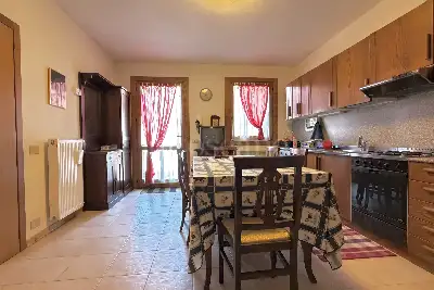 Casa in vendita, Via Motta, Villa di Tirano