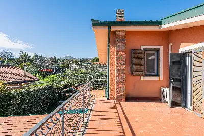 Villa in vendita, Via Lucio Piccolo, Zafferana Etnea