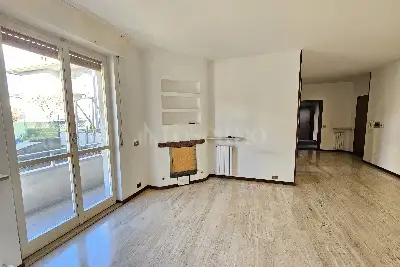 Casa in vendita, Via Ortigara, Cantù