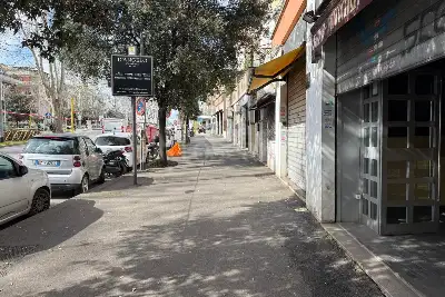Negozio in vendita, Circonvallazione Gianicolense, Roma